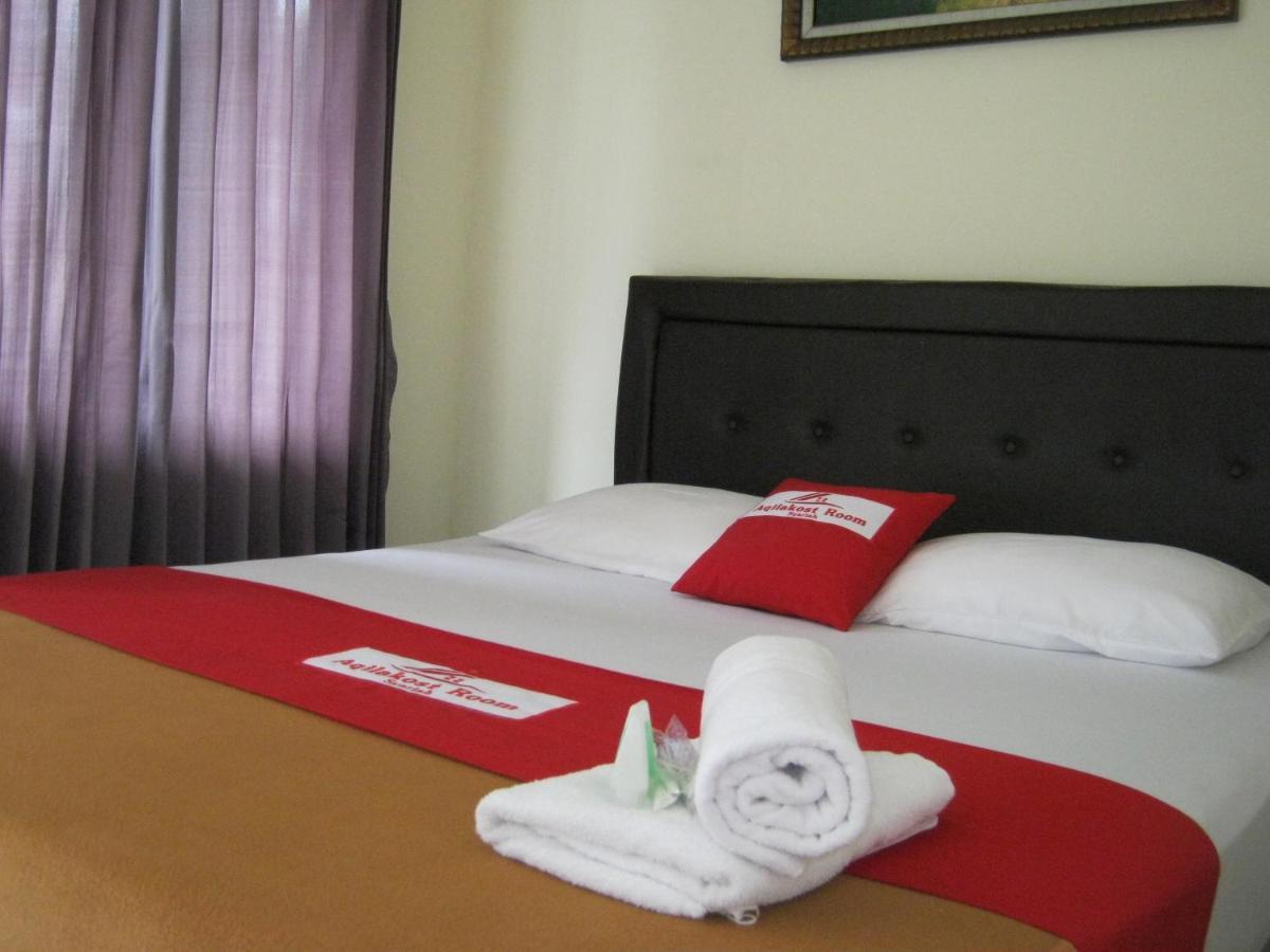 Hotel Aqilakost N Cafe Gadog Puncak Bogor Exterior foto