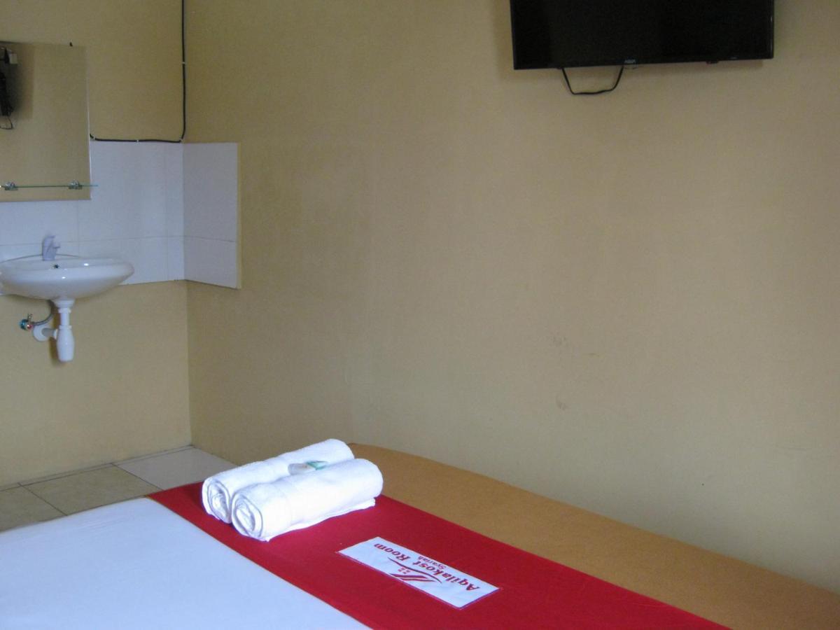 Hotel Aqilakost N Cafe Gadog Puncak Bogor Exterior foto