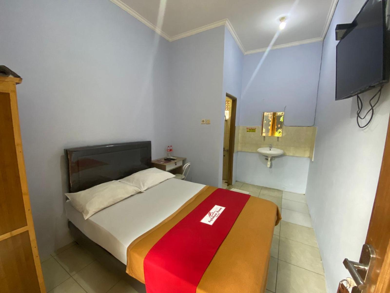 Hotel Aqilakost N Cafe Gadog Puncak Bogor Exterior foto